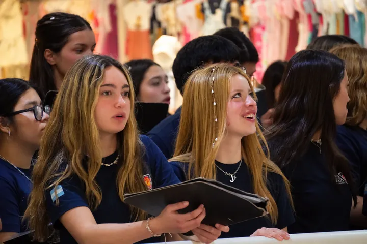Voices of the Zípoli Mixed Youth Choir.